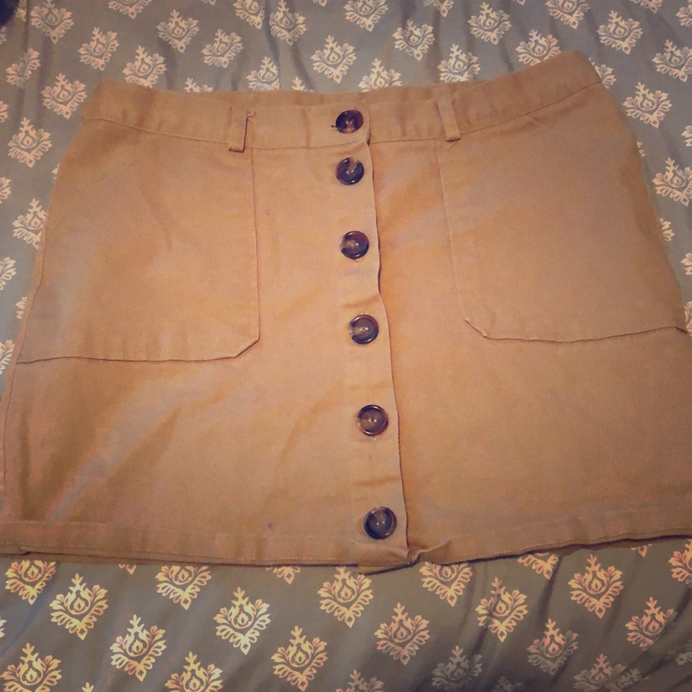 Beige skirt